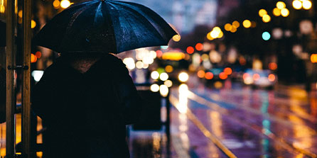 巴萨登顶晋级，梅西团队努力为成功铺路的简单介绍